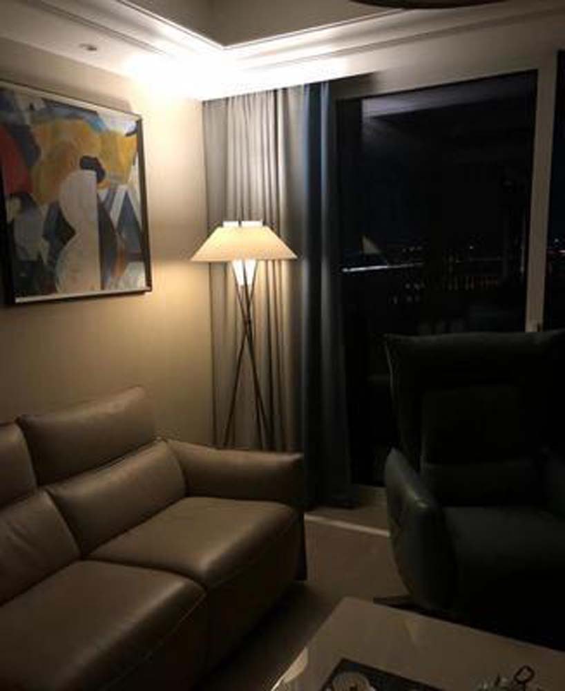 Tripod Floor Lamp