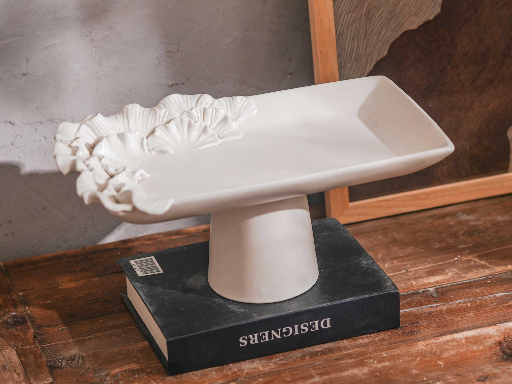 White Angular Porcelain Tray on Stand
