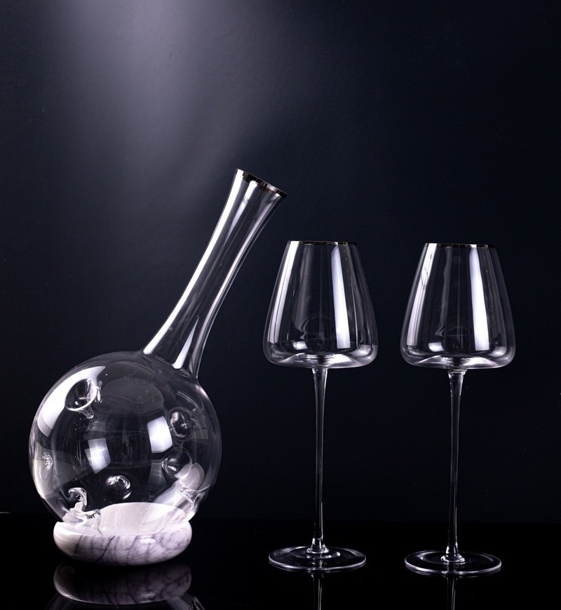 Clear Bulb Glass Carafe