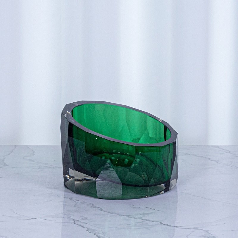 Emerald Faceted Ring Vase