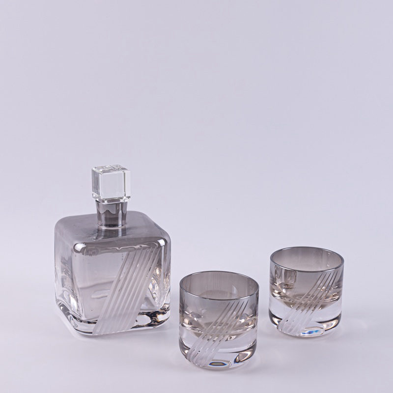 Set of Ribbed Glass Carafe and Glasses