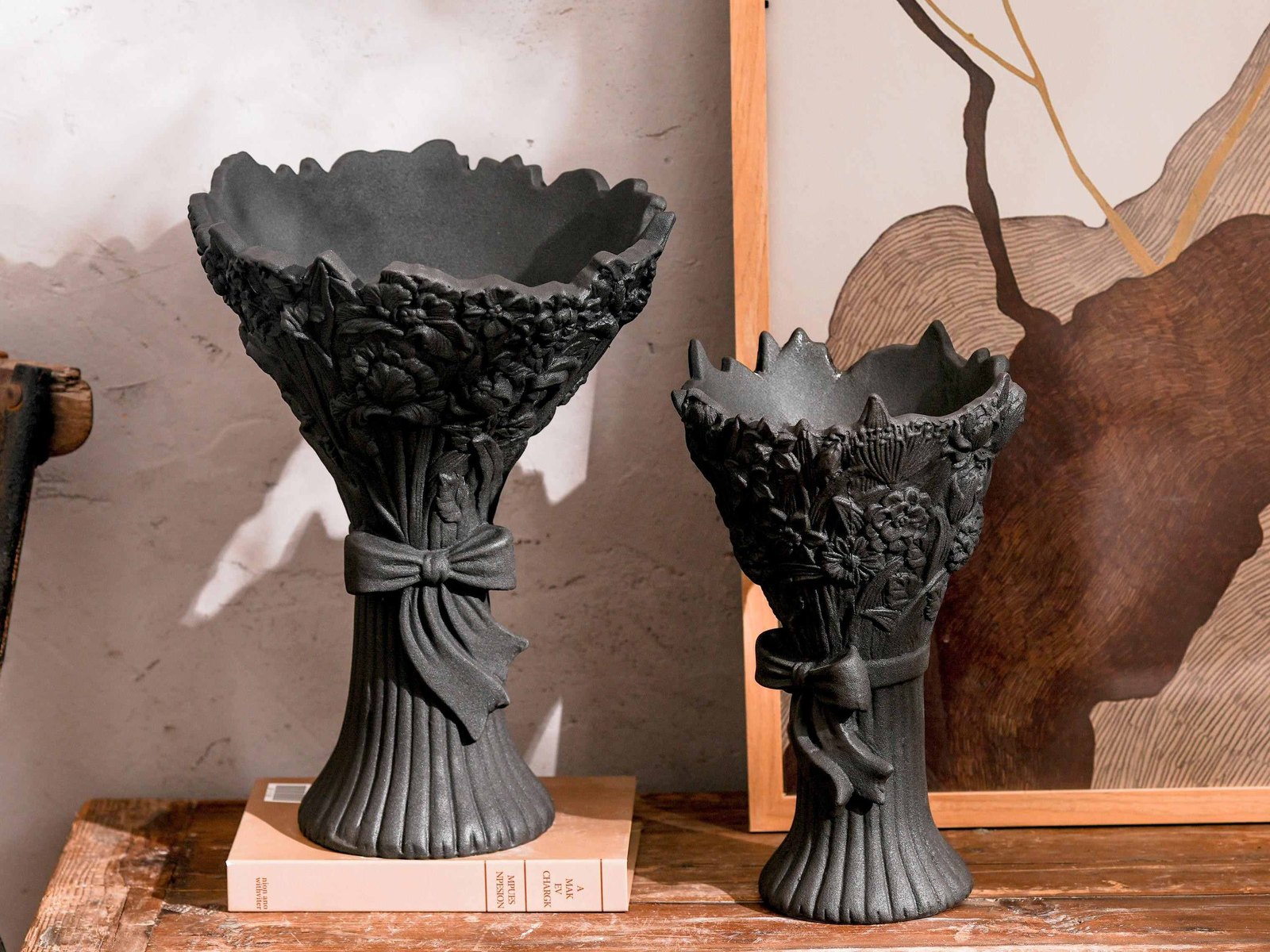 Black Bouquet Vase