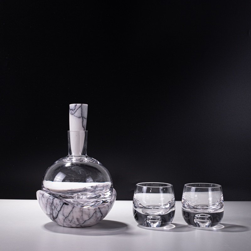 Round Glass Decanter Set