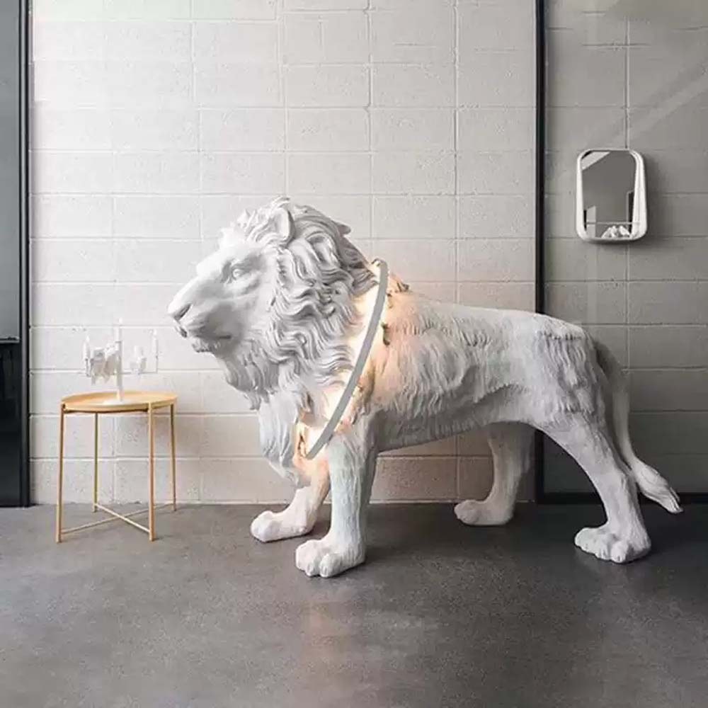 White Lion Halo Lamp