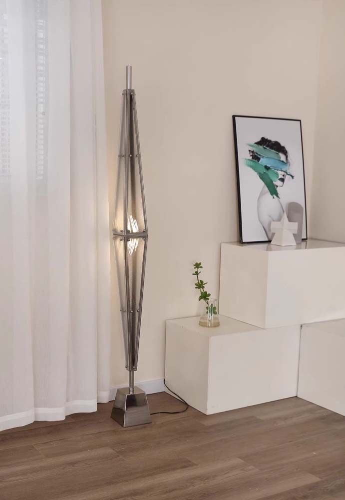 Slim Column Floor Lamp