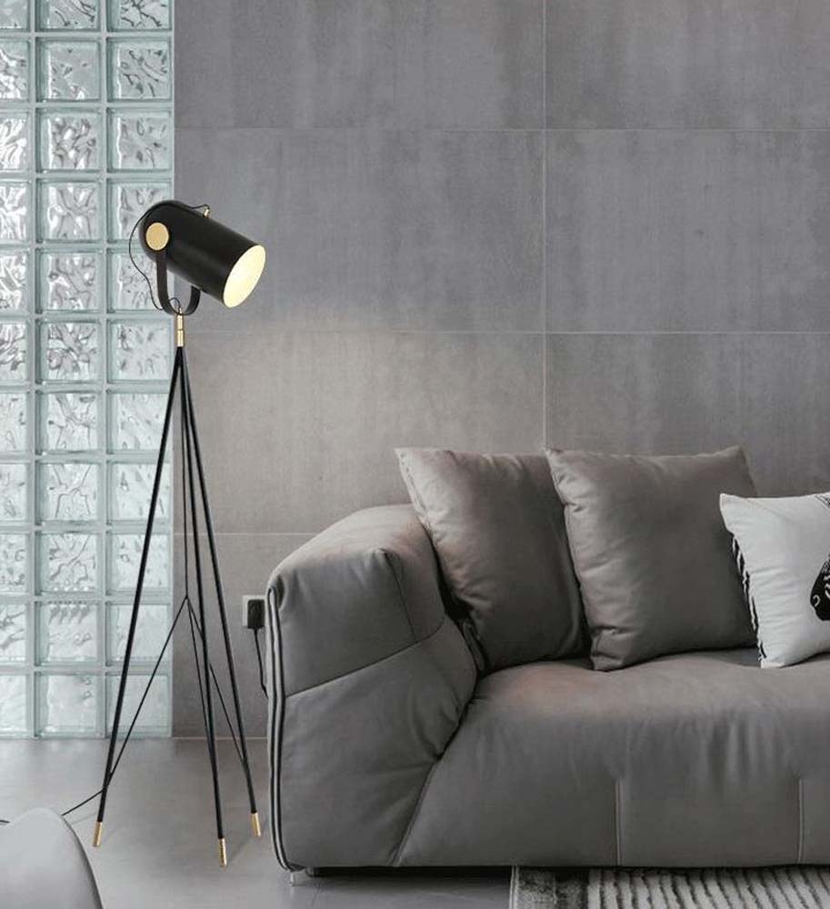 Black Spotlight Table Lamp