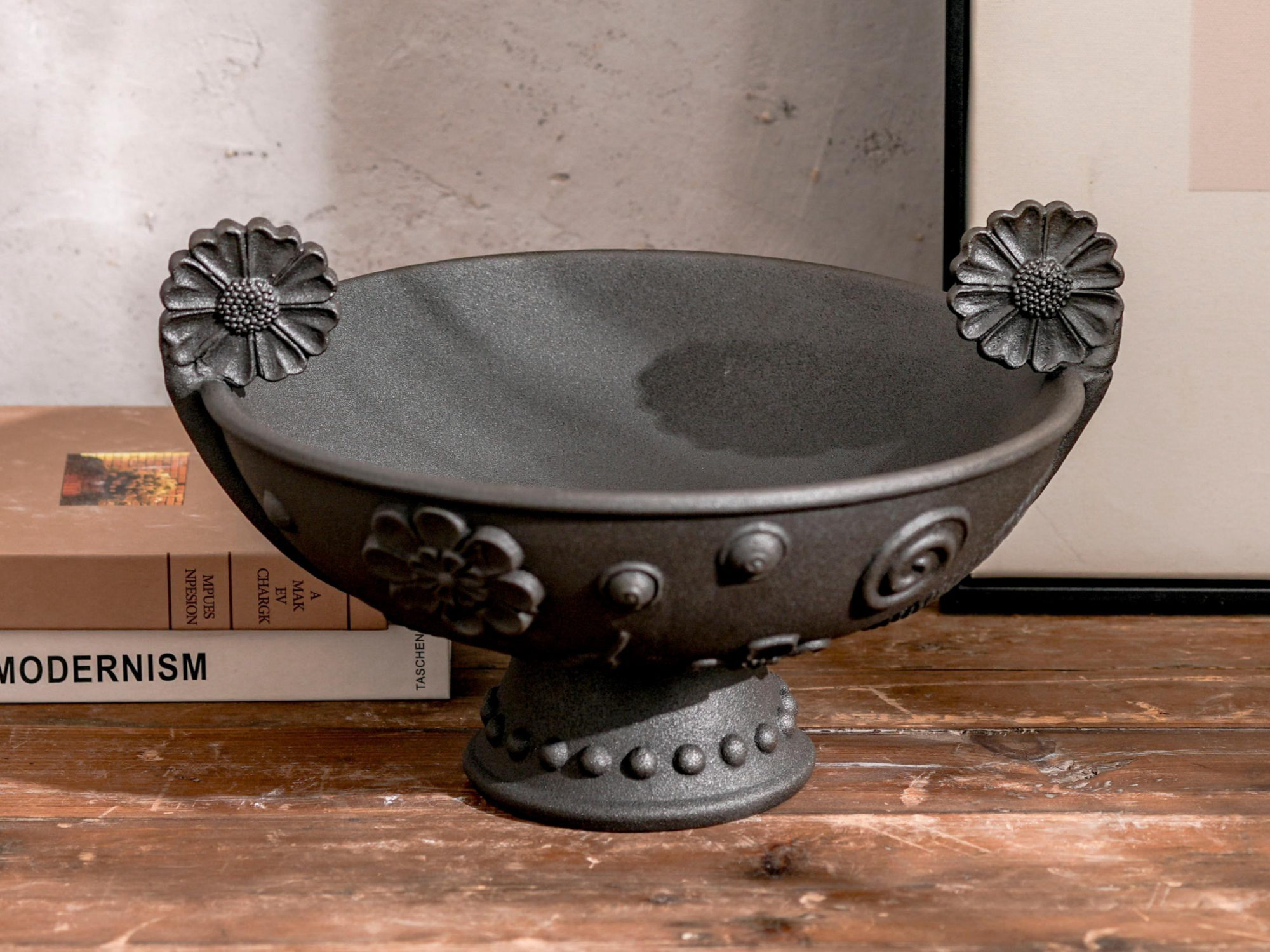 Black Bowl with Beaded Rim
